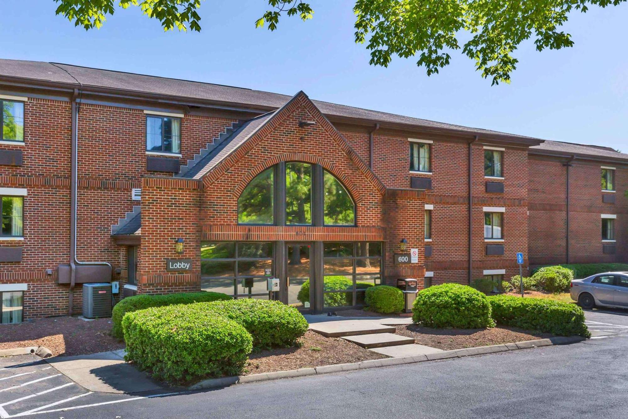 Extended Stay America Suites - Raleigh - Cary - Harrison Ave Екстериор снимка